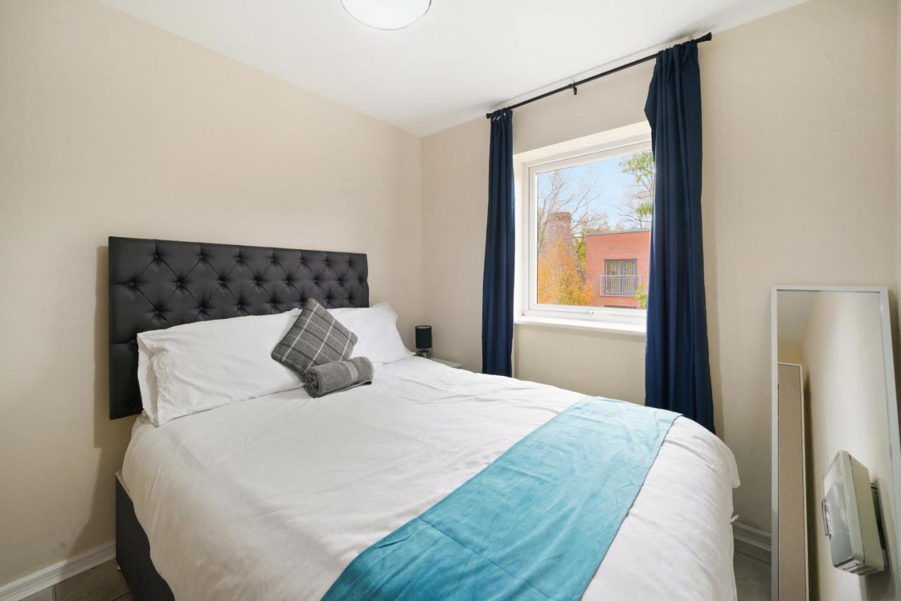 Peaceful 2Br Flat With Historic Bottle Kilns View & Free Parking Located Near City Centre Stoke-on-Trent Екстер'єр фото